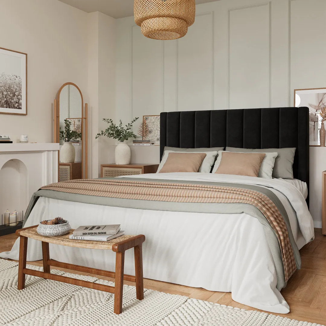 Cleo Velvet Upholstered Platform Bed Kelly Clarkson Home Color: Black Size: Queen