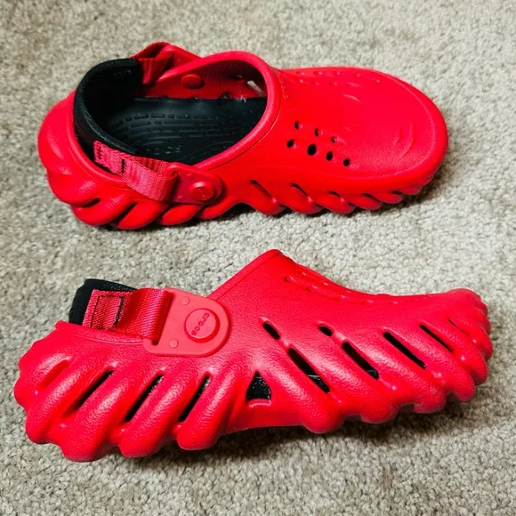 CROCS ECHO CLOG VARSITY RED Size J1