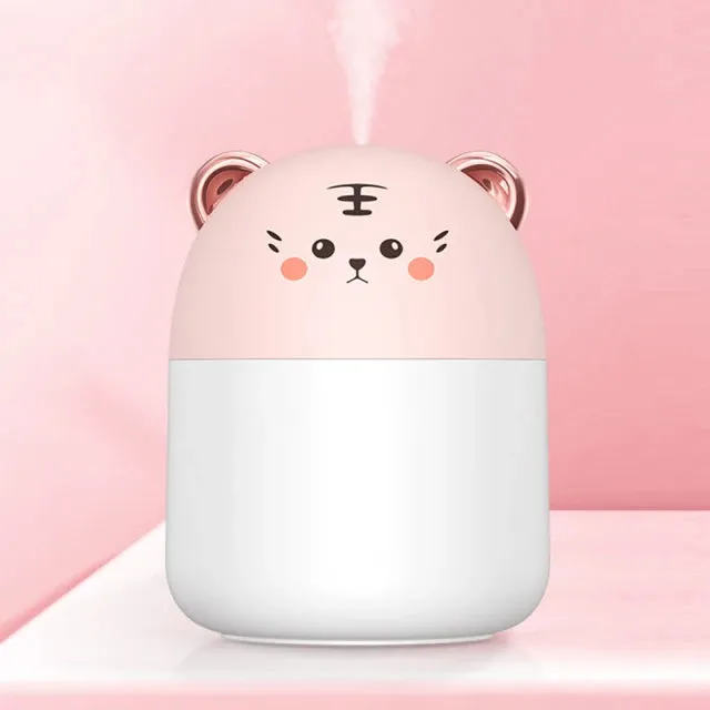 Cute 250ml Kawaii Desktop Humidifier 🌈💧 - Colorful Mist & Aroma Diffuser for Cozy Bedrooms 🛏️✨