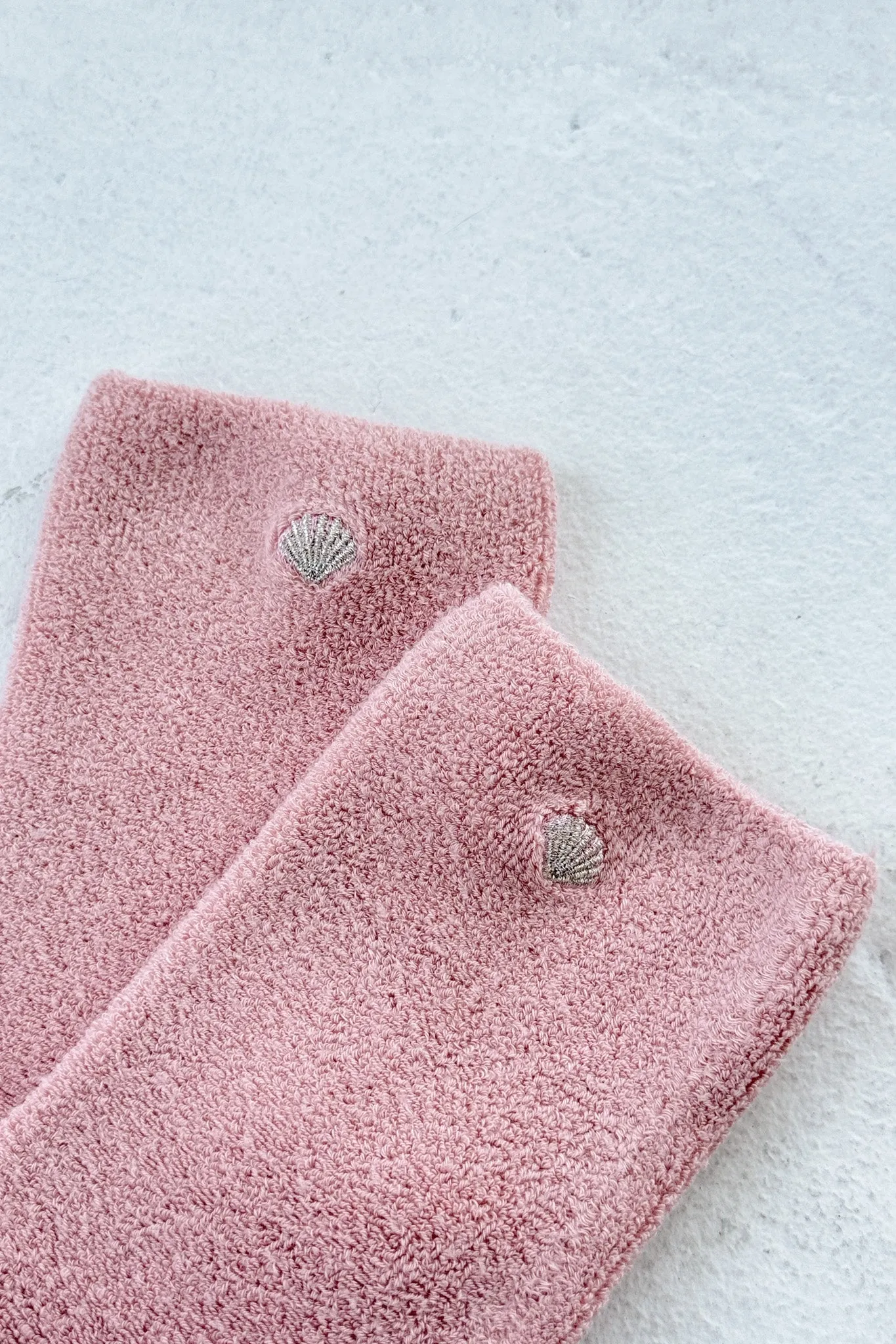 Embroidered Cloud Socks - Pink Rosé   Silver Seashell