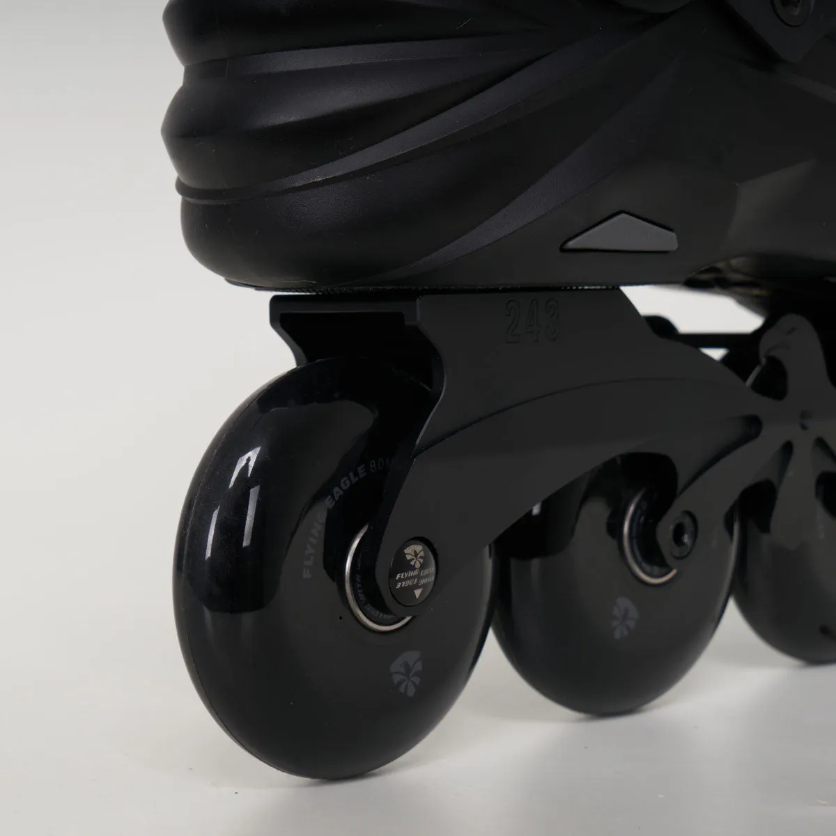 Flying Eagle X7F Reaver 80 Inline Skates - Unisex - Black