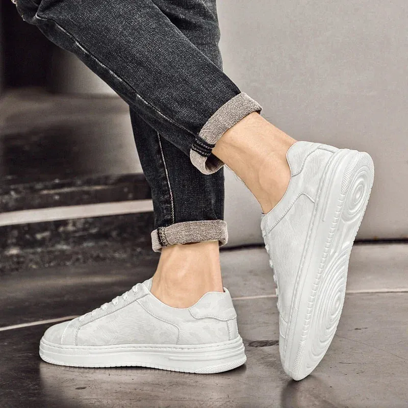 Forj Sneakers