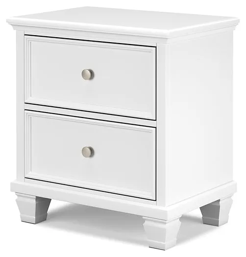 Fortman Queen Panel Bed with Mirrored Dresser, Chest and Nightstand