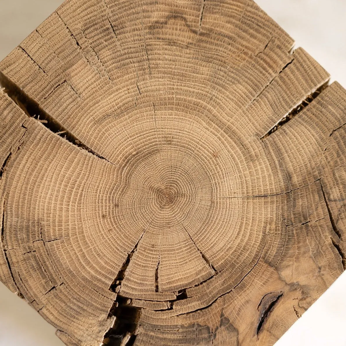 Hyo Table Mountain Rustic | White Oak Solid Wood Cube Side Table