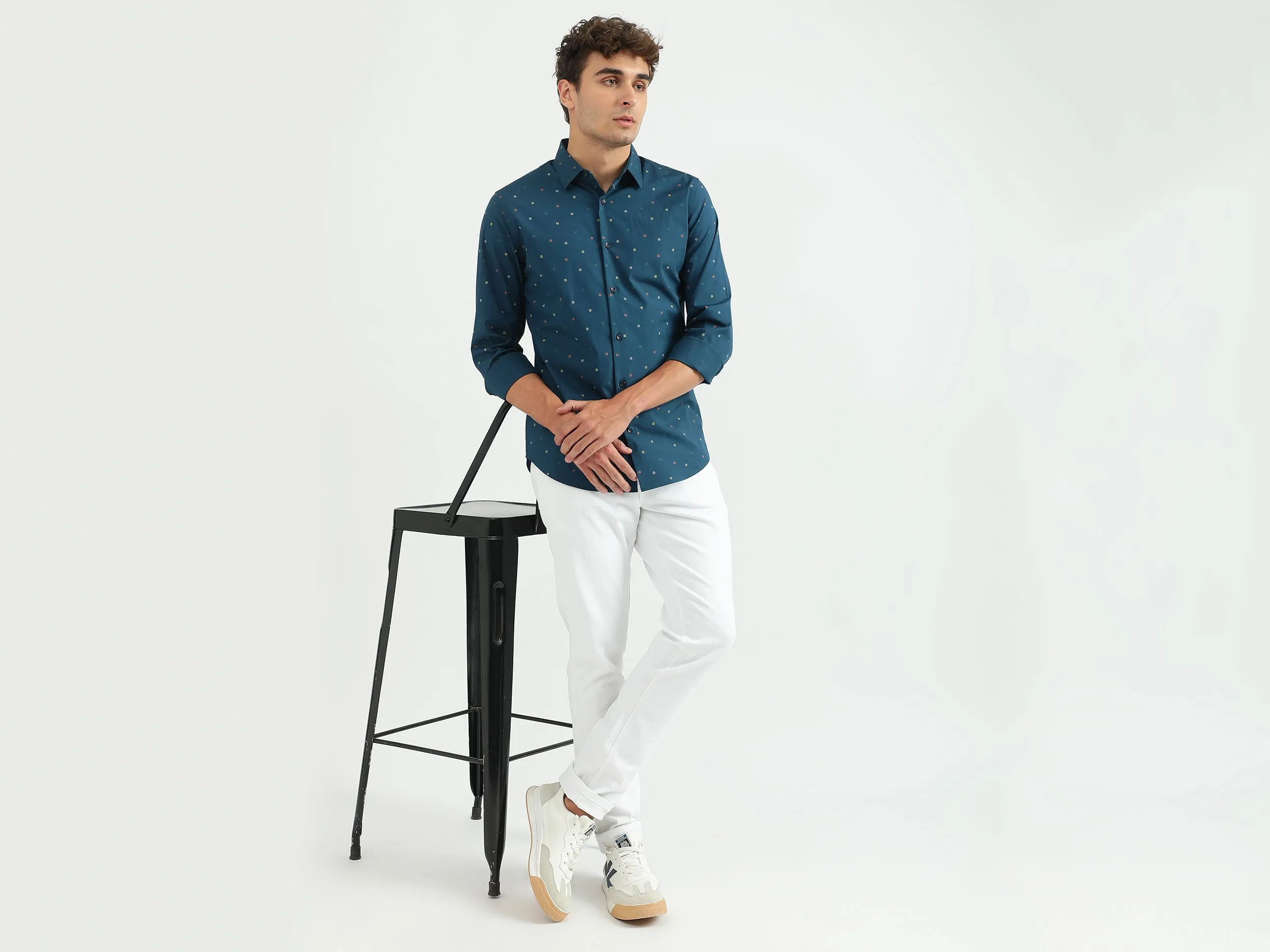 Men Printed Spread Collar Shirt