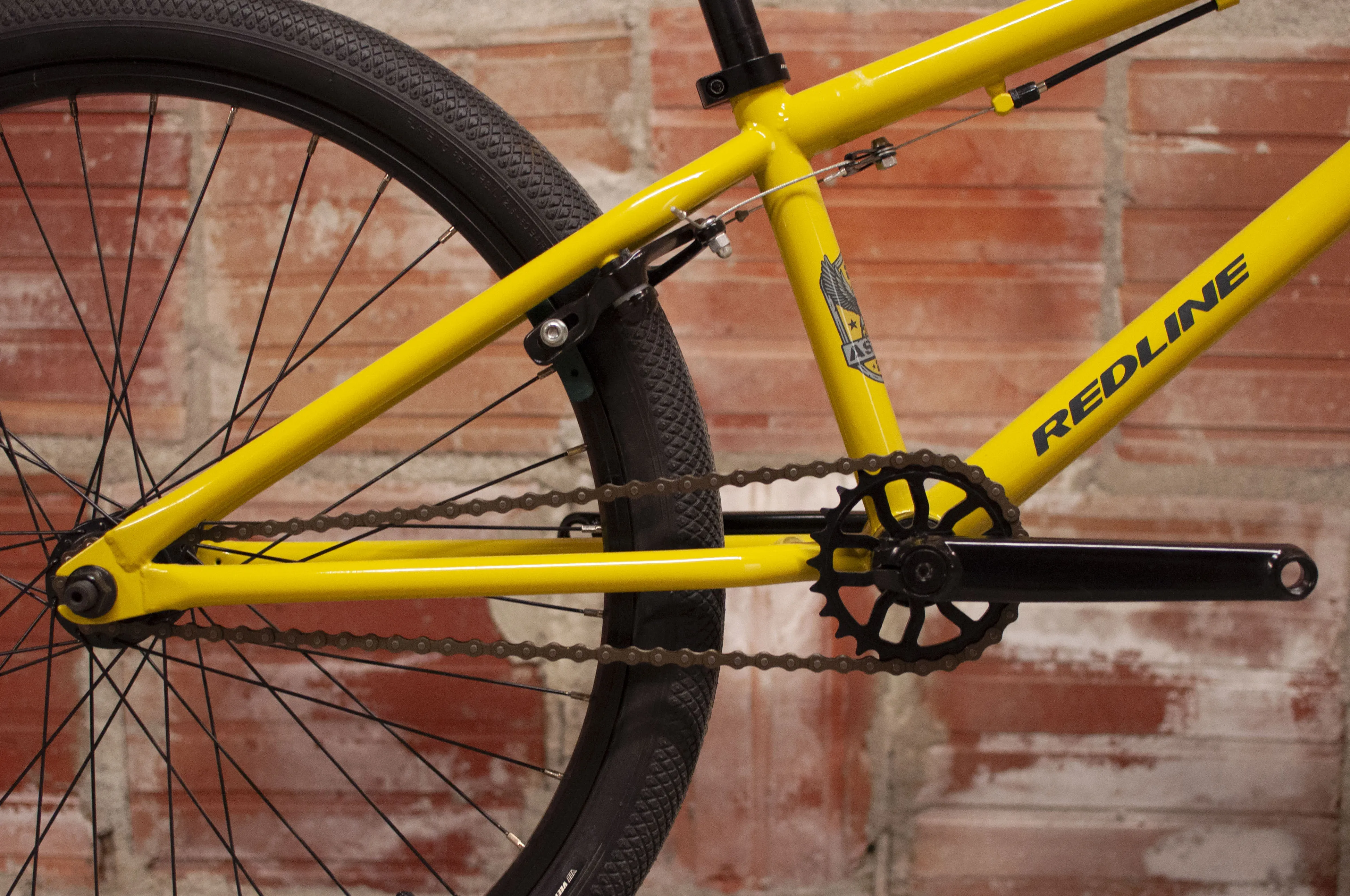 Redline Asset 24 BMX Bike, 23 cm, Yellow