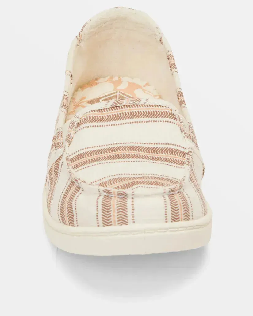 Roxy Women's Minnow Slip On Shoes