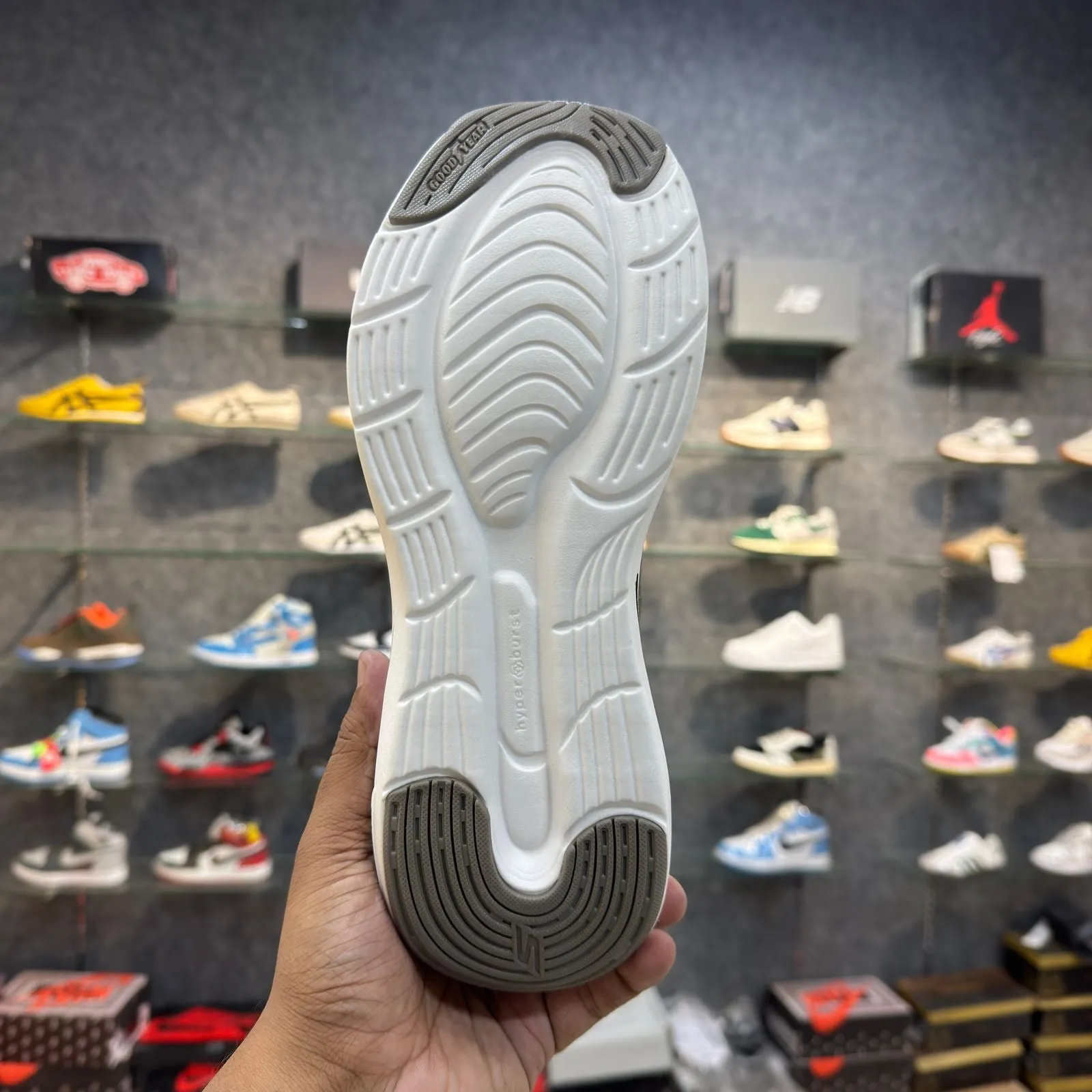 Skechers Hyperburst Max Cushion Slip-ins Khakhi