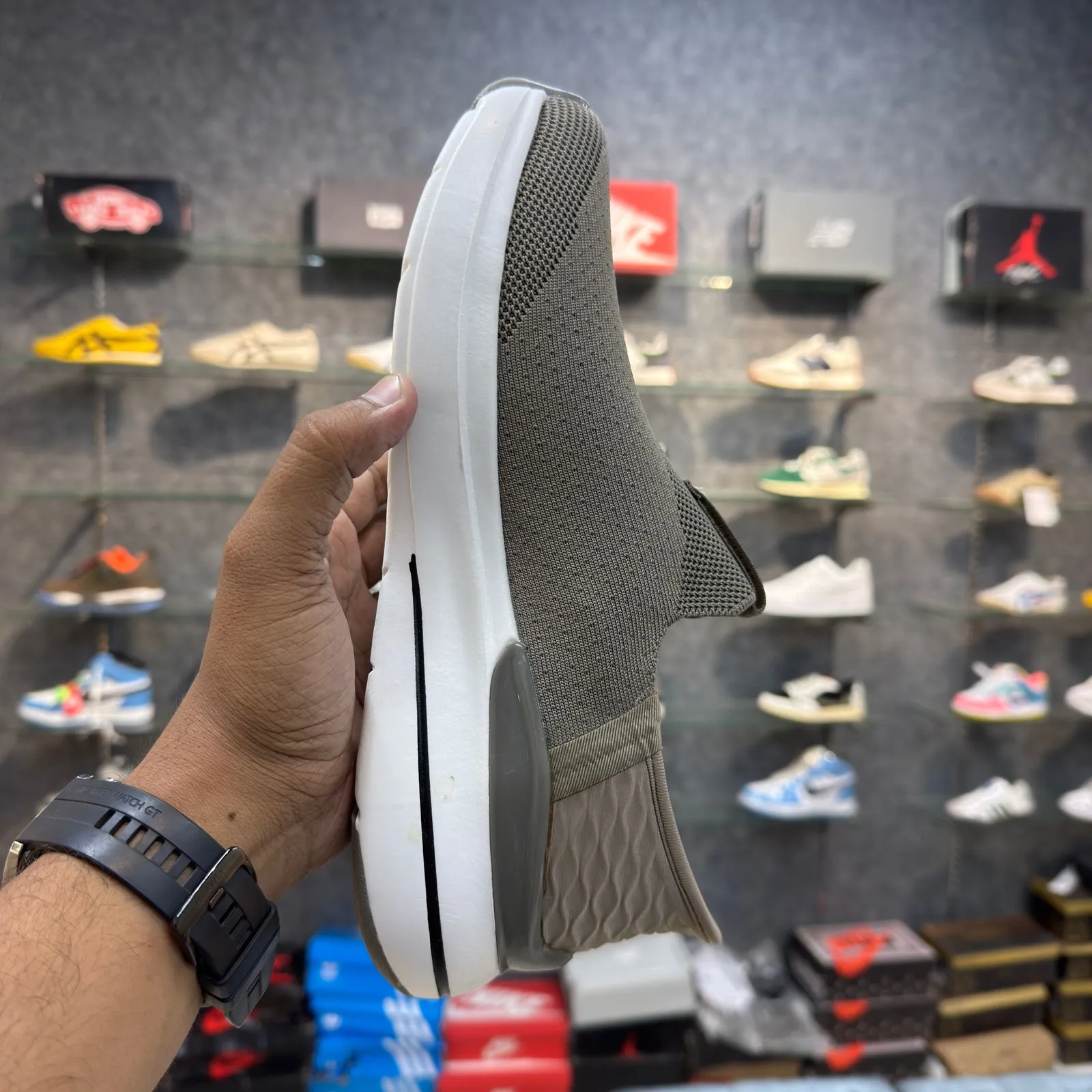 Skechers Hyperburst Max Cushion Slip-ins Khakhi