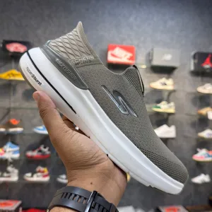 Skechers Hyperburst Max Cushion Slip-ins Khakhi