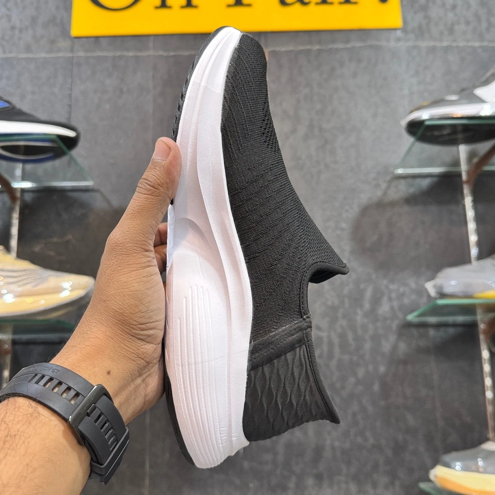 Sketcher Slip ins "Black / White"
