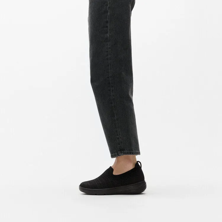 SUPER-Q Knit Slip-Ons