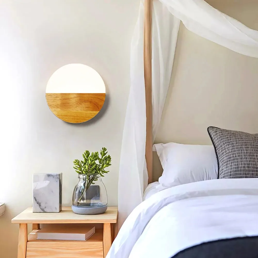 Tuuli wall lamp