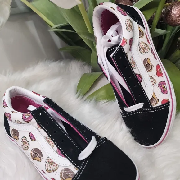 Vans Old Skool &quot;Love Doughnuts&quot; Preschool Girls' Shoe new