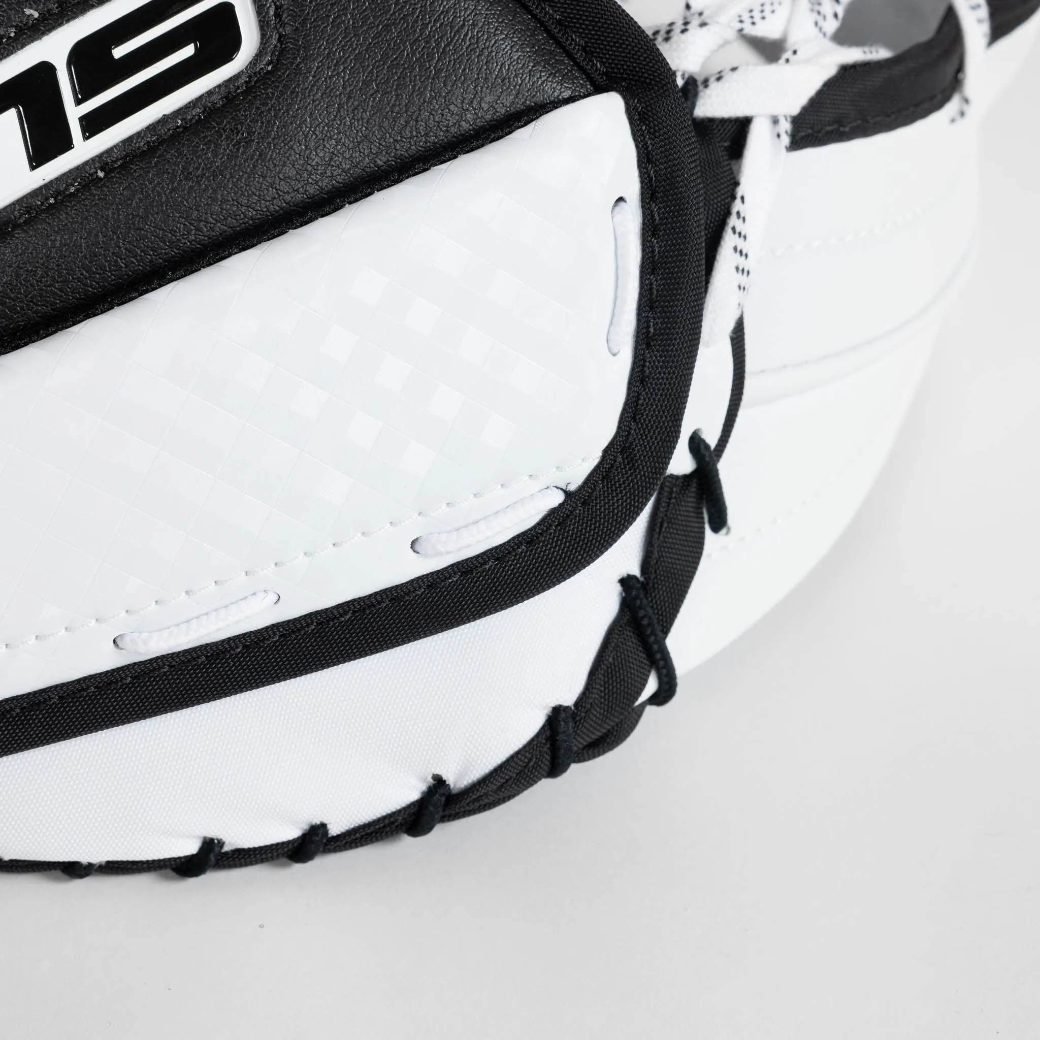Vaughn Ventus SLR3 Pro Senior Goalie Catcher