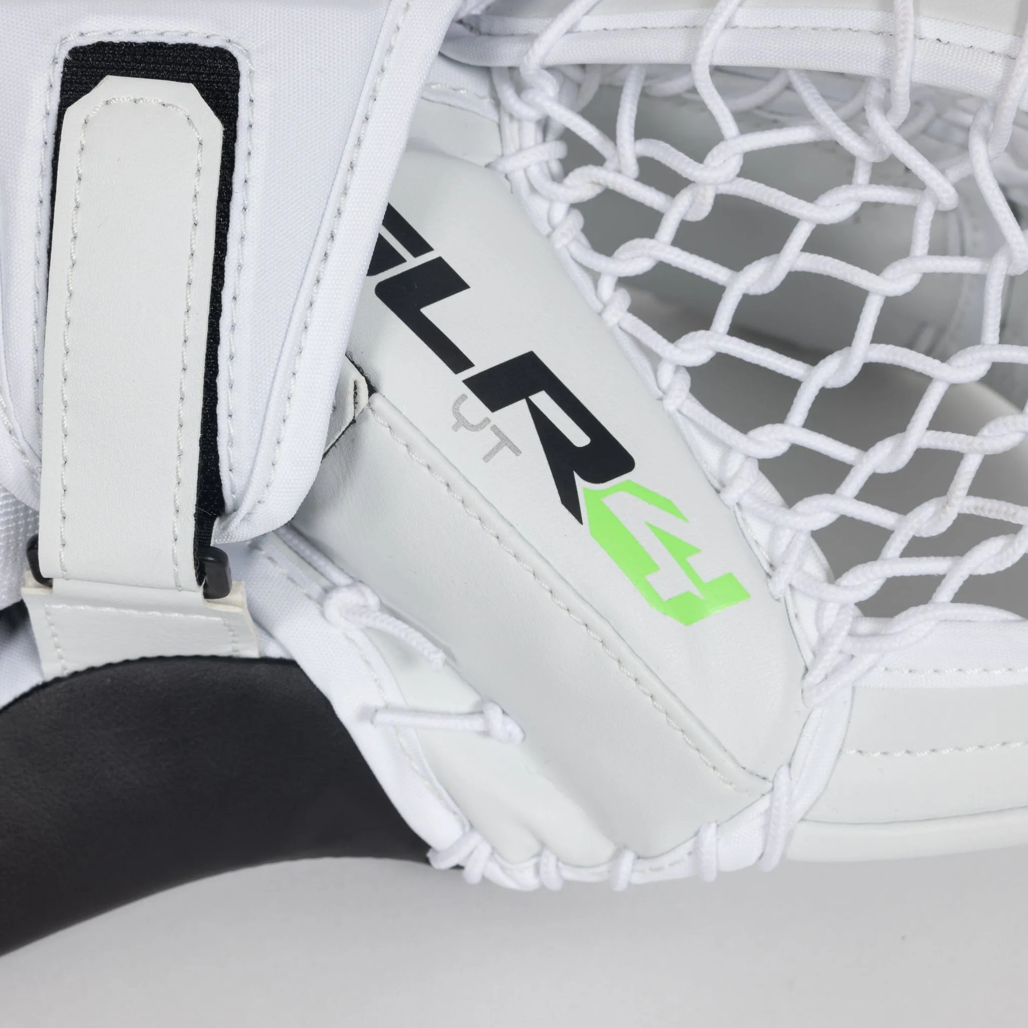 Vaughn Ventus SLR4 Youth Goalie Catcher