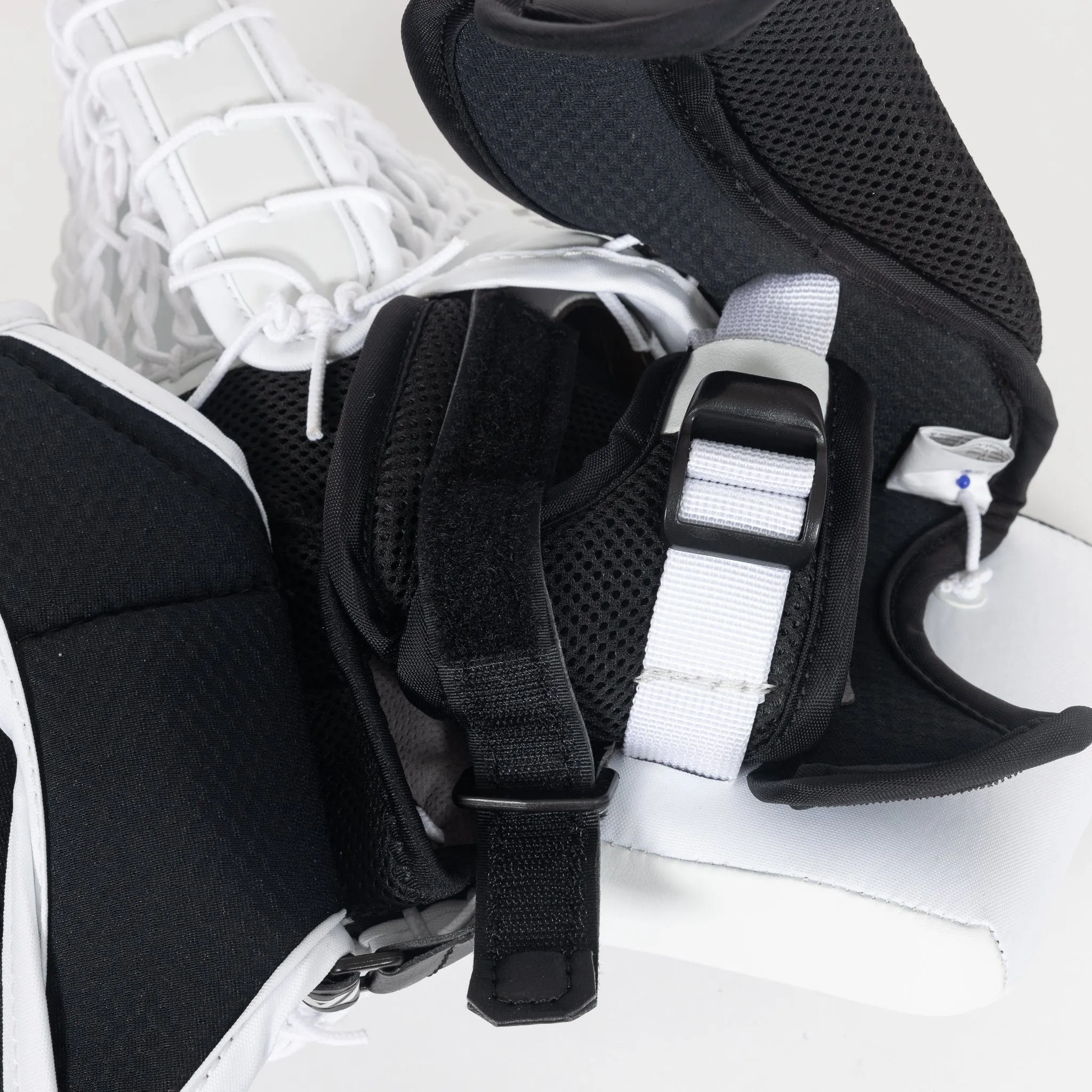 Vaughn Ventus SLR4 Youth Goalie Catcher