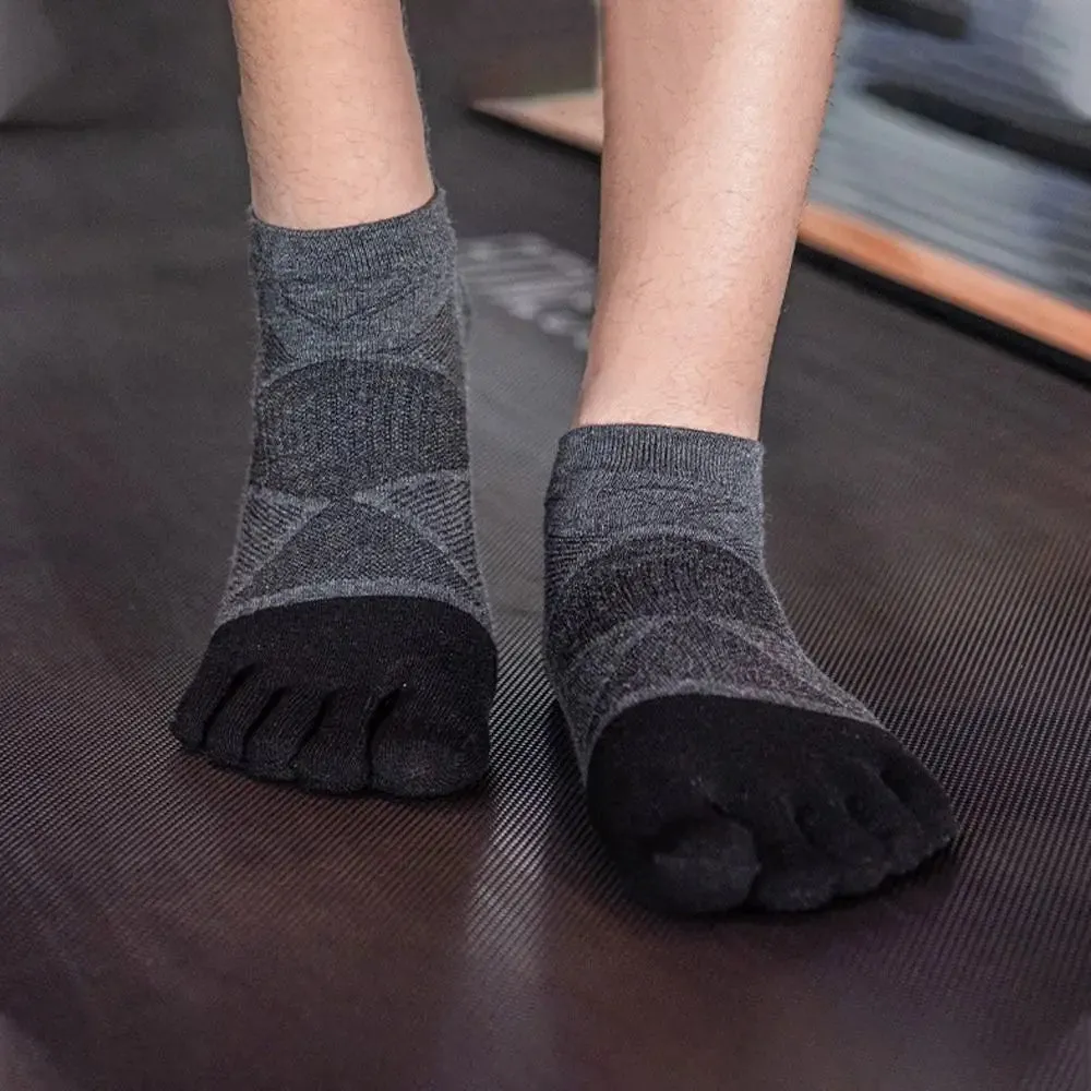 Winter Cotton Five Toe Socks for Men - Breathable and Anti-Slip Soccer Tube Socks
